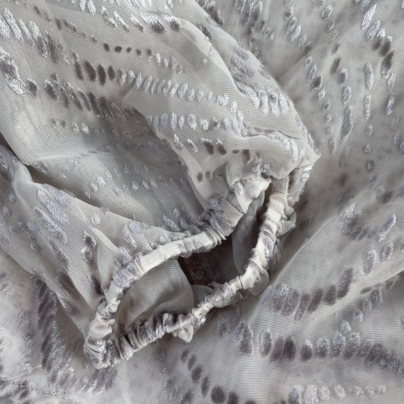 Sheer top, Black Tape brand - Picture 3 of 5